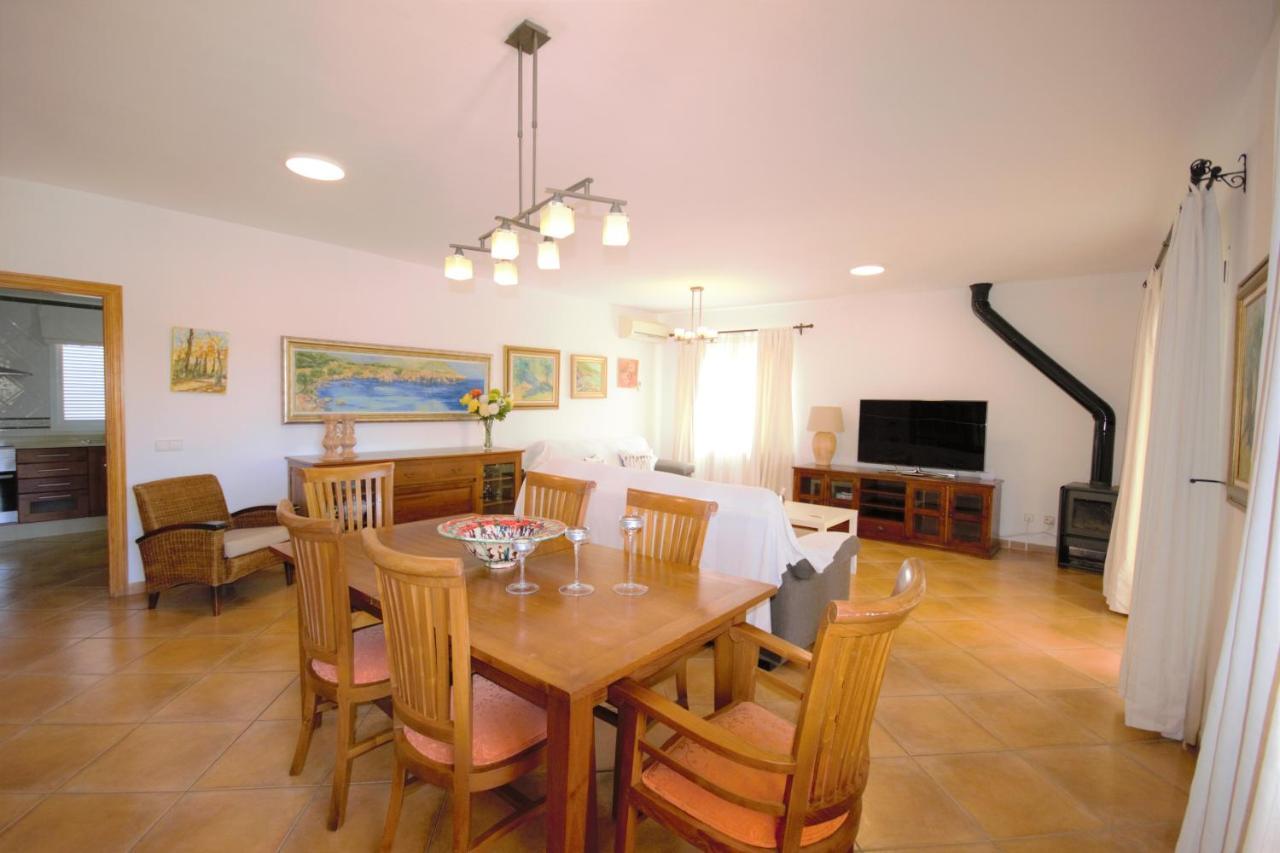 Villa Cunill Sa Torre Exteriör bild